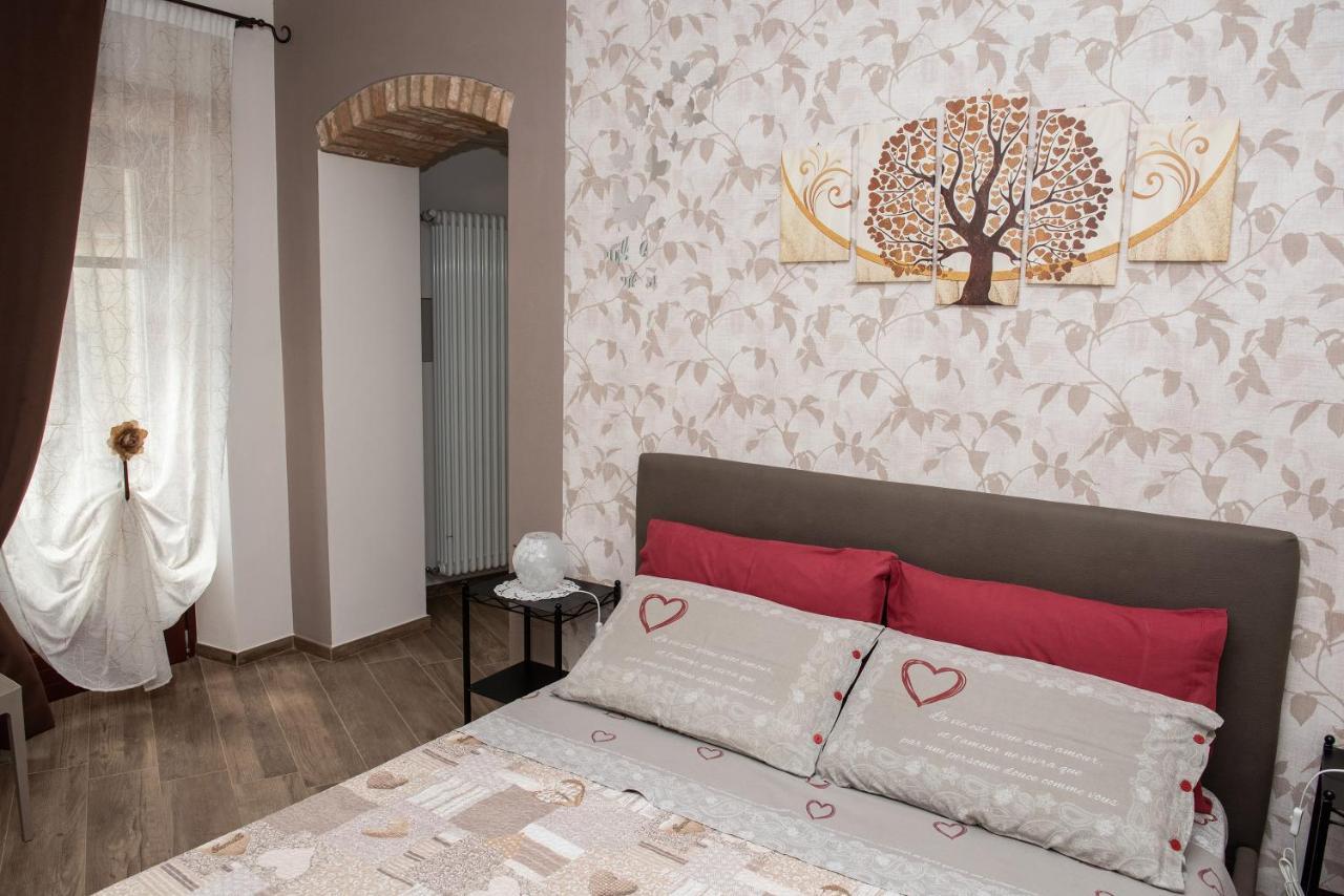 Il Cortiletto Apartamento Verduno Exterior foto